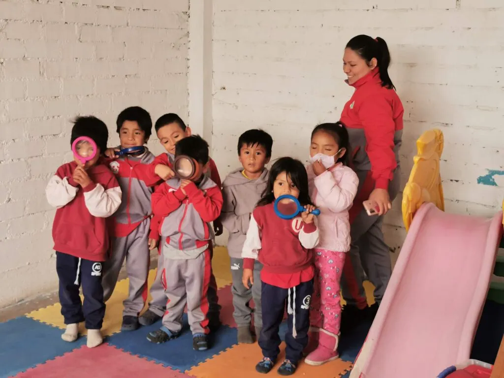 Enfants parrainés à Collique